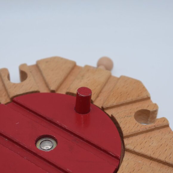 Thomas The Train Wooden Railway Roundabout 8-Way Turntable Switch Track USED - Picture 2 of 6